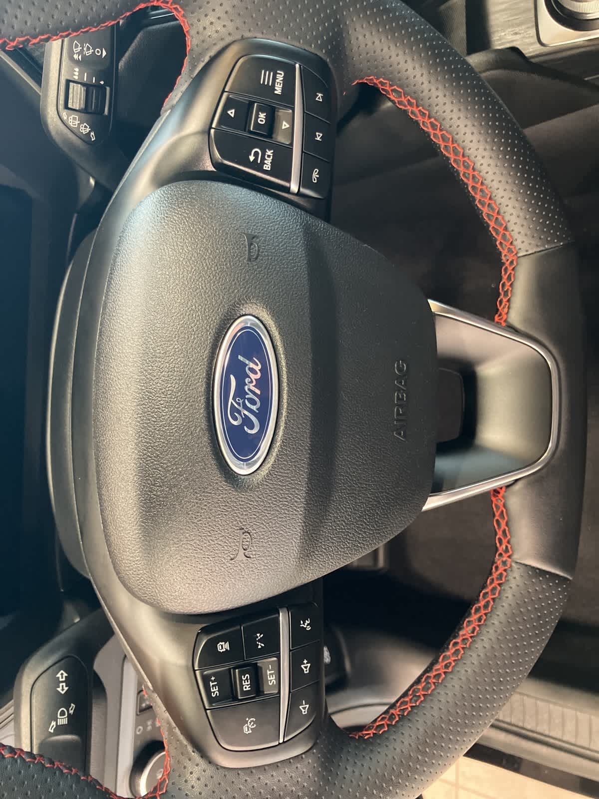 Thumbnail: 2023 Ford Escape - 18