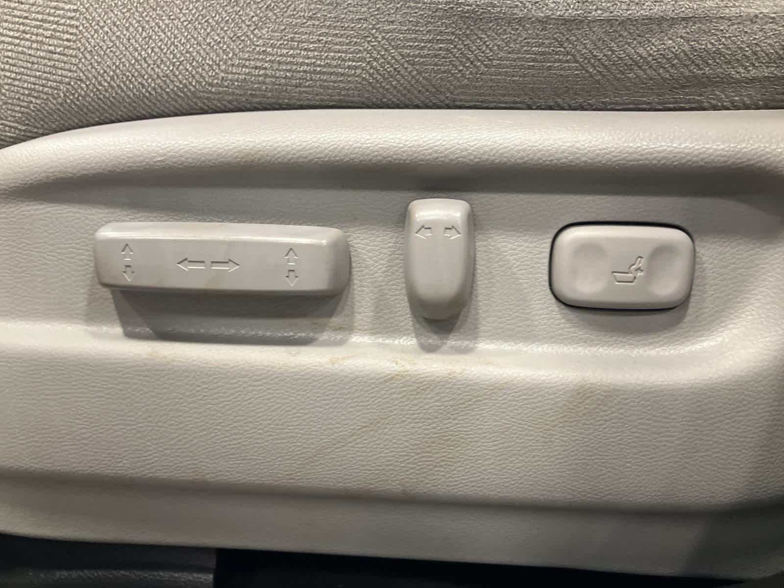 Thumbnail: 2019 Honda Pilot - 11