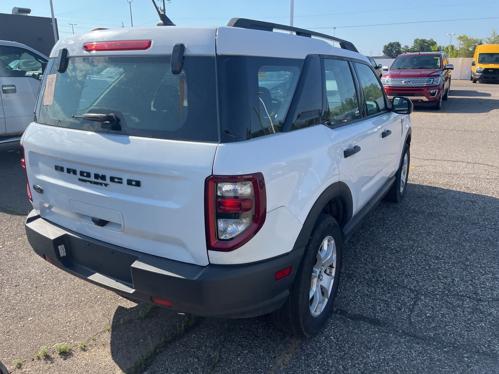 Thumbnail: 2021 Ford Bronco Sport - 10