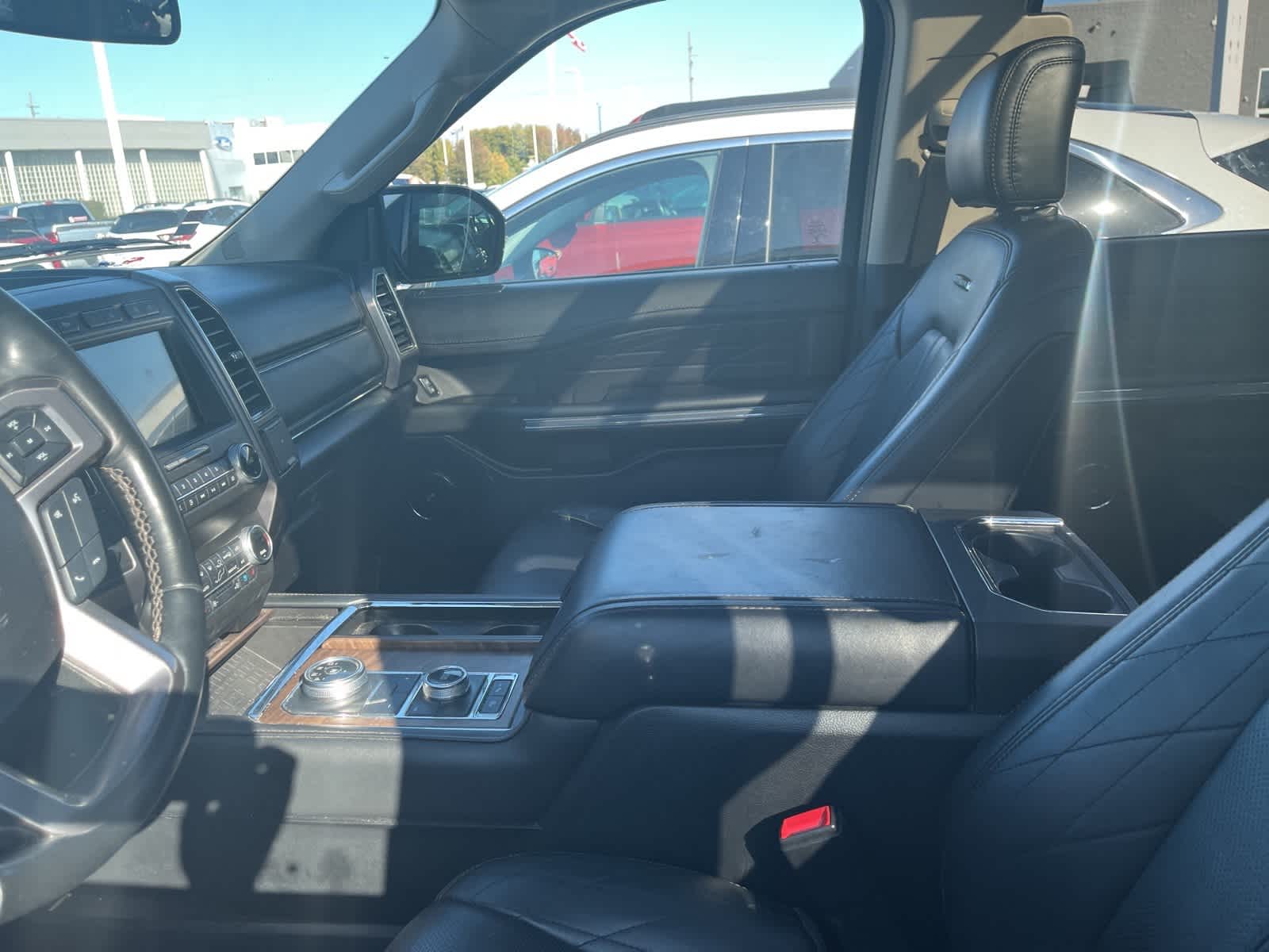 Thumbnail: 2021 Ford Expedition MAX - 25