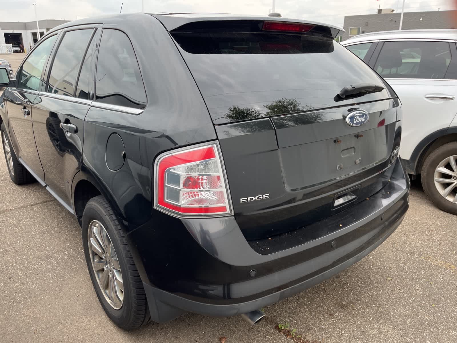 Thumbnail: 2010 Ford Edge - 8