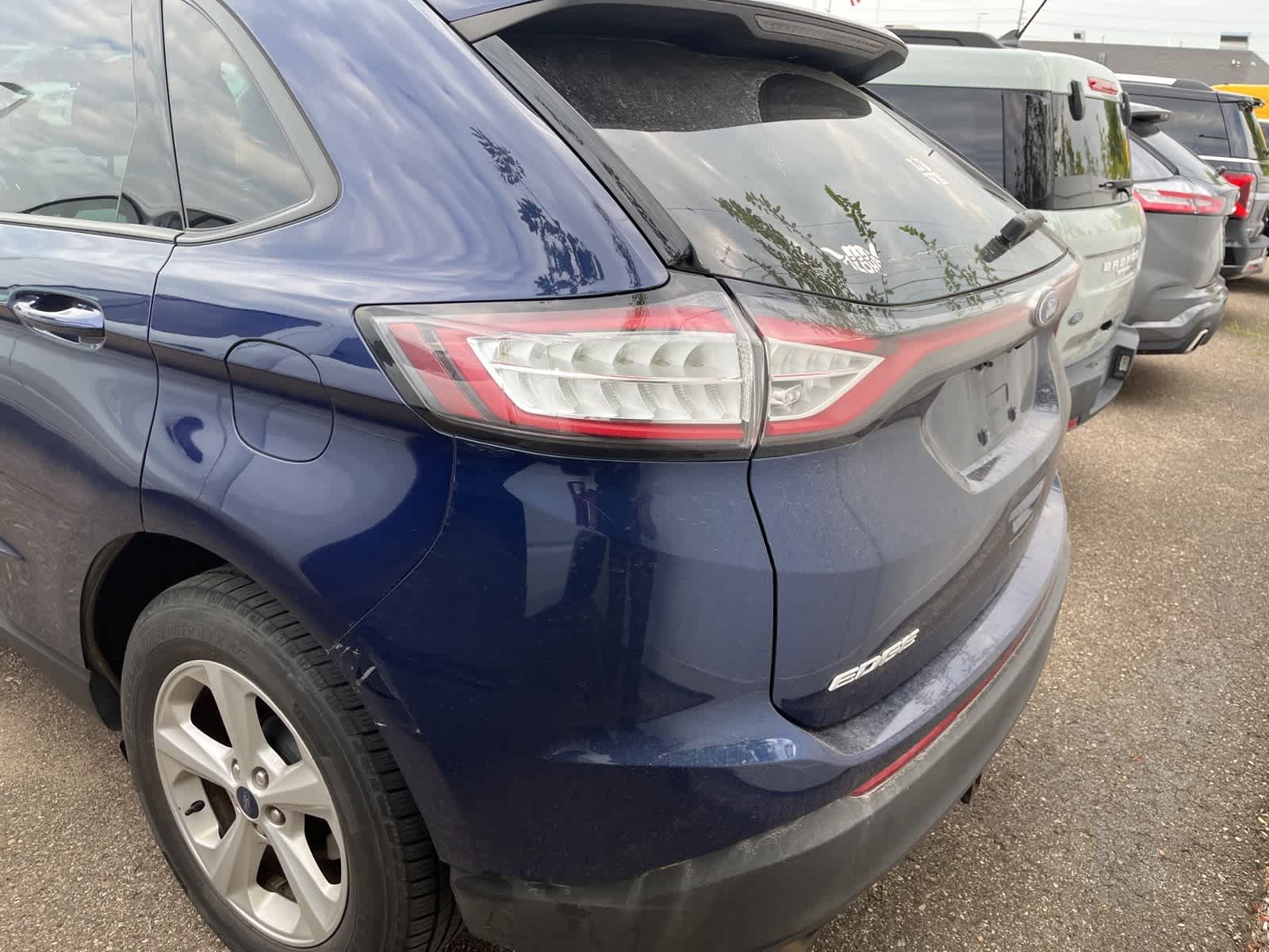 Thumbnail: 2016 Ford Edge - 8
