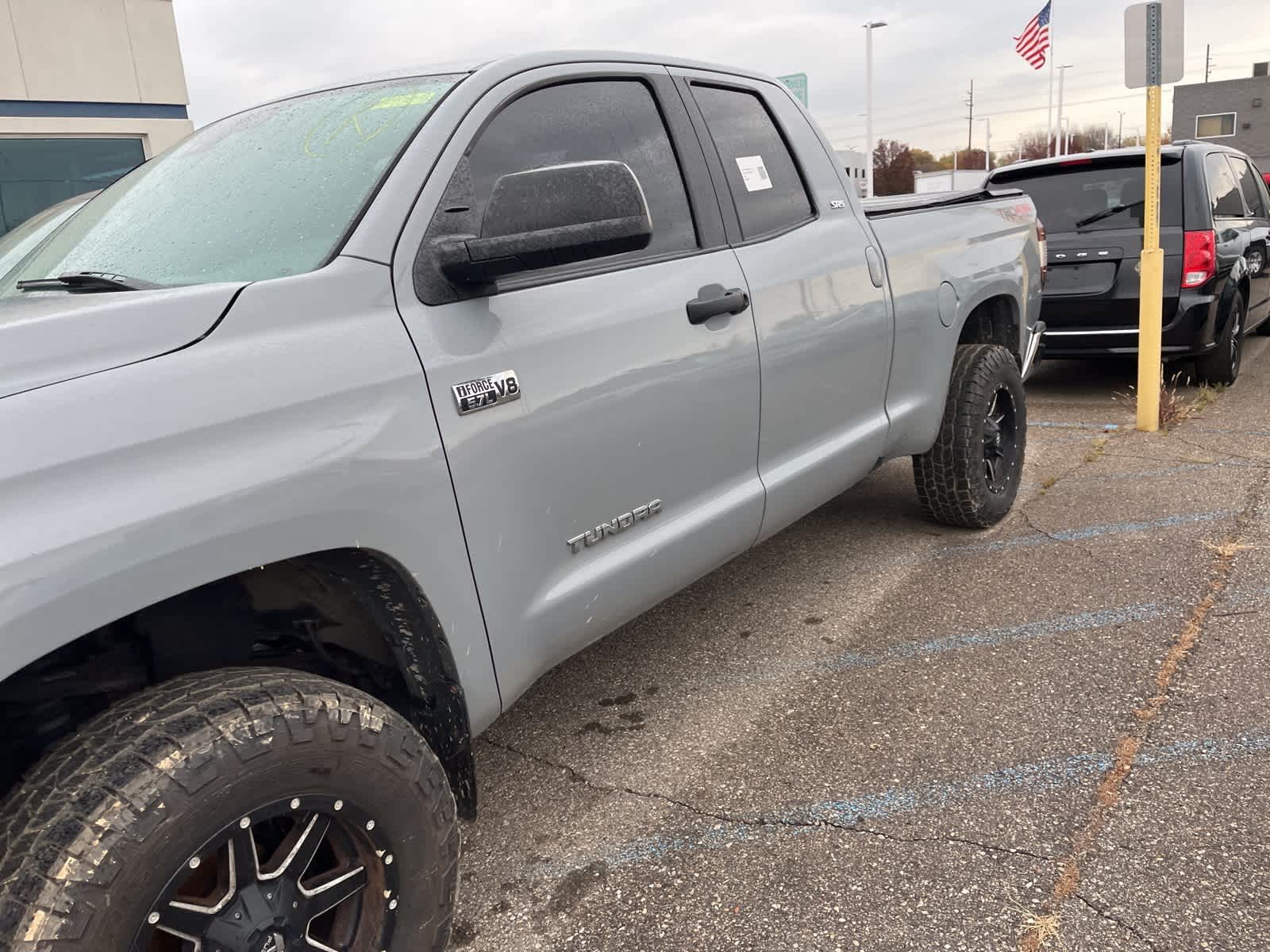 Thumbnail: 2018 Toyota Tundra - 6