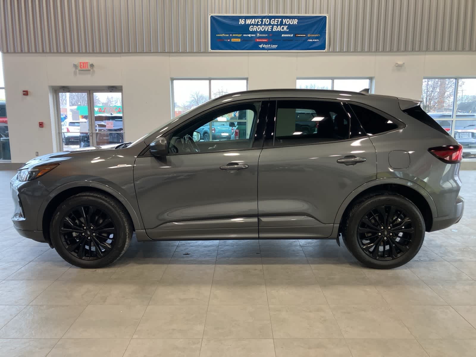 Thumbnail: 2023 Ford Escape - 8