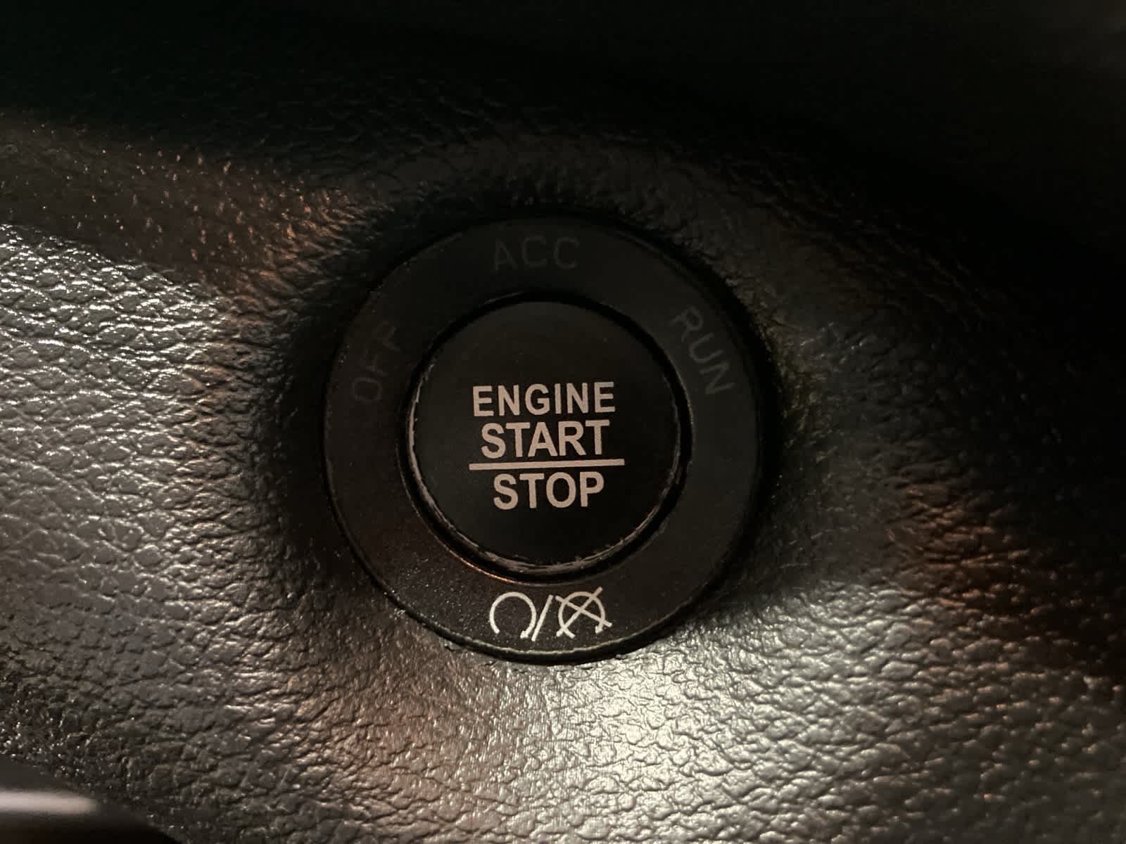 Thumbnail: 2020 Jeep Cherokee - 19