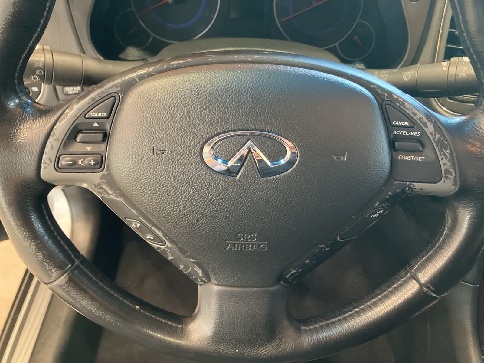 Thumbnail: 2010 INFINITI EX35 - 13