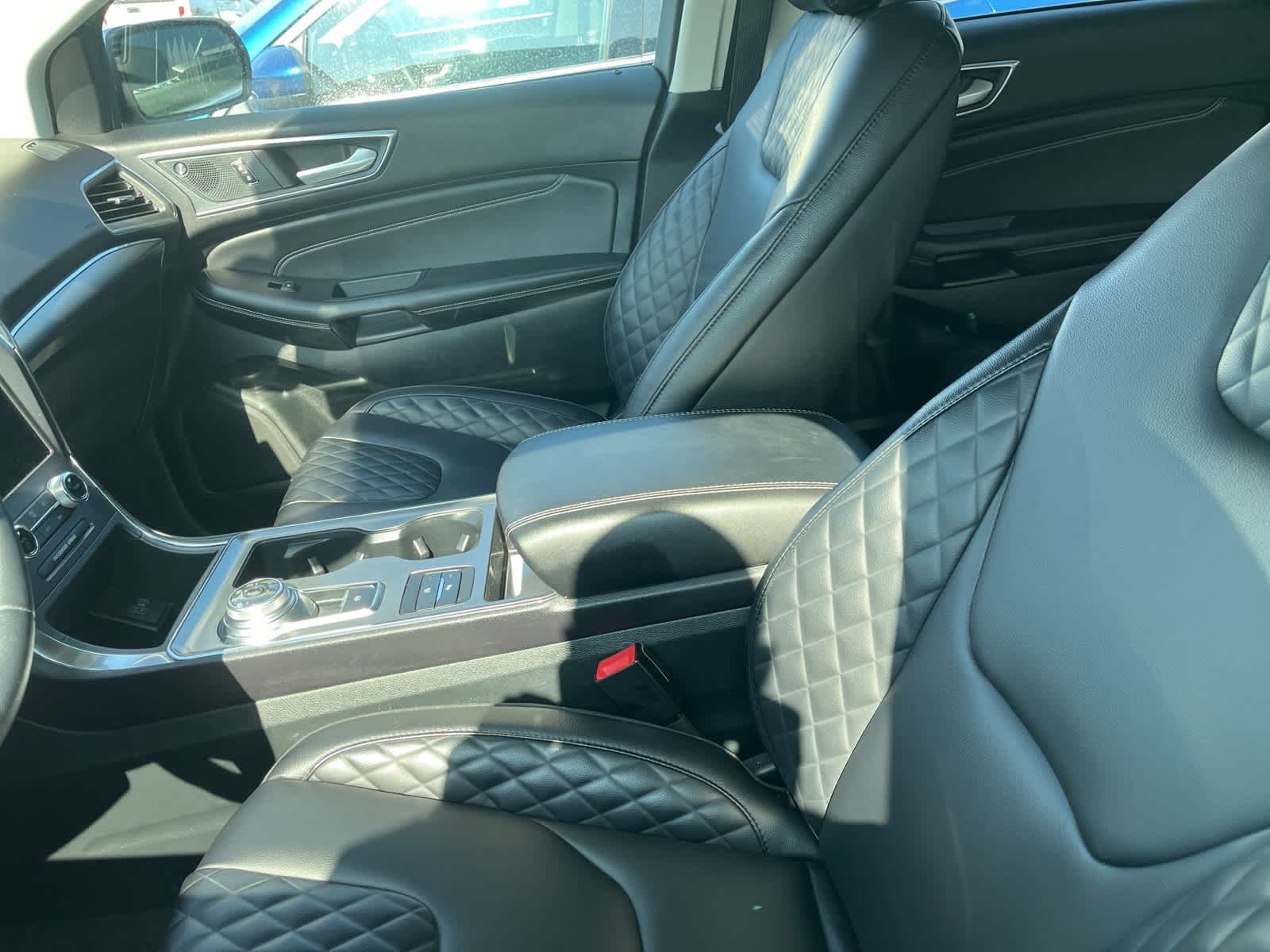 2024 Ford Edge Titanium 21