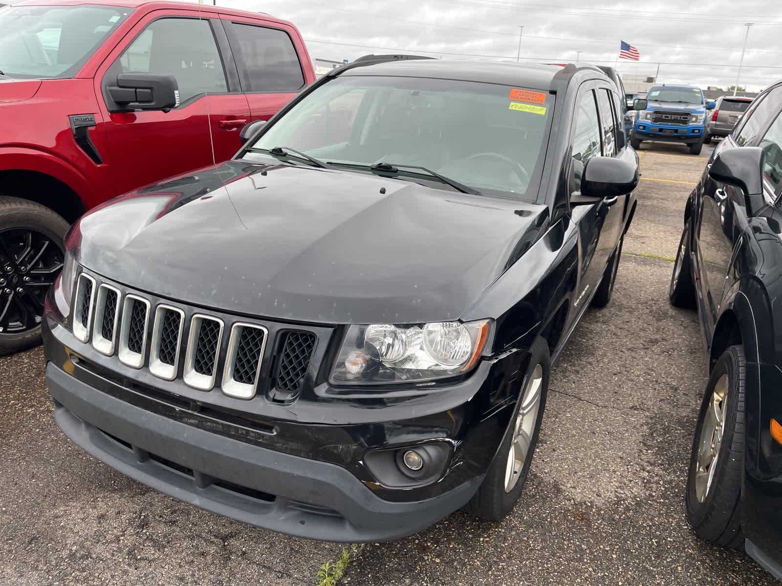 Thumbnail: 2014 Jeep Compass - 3