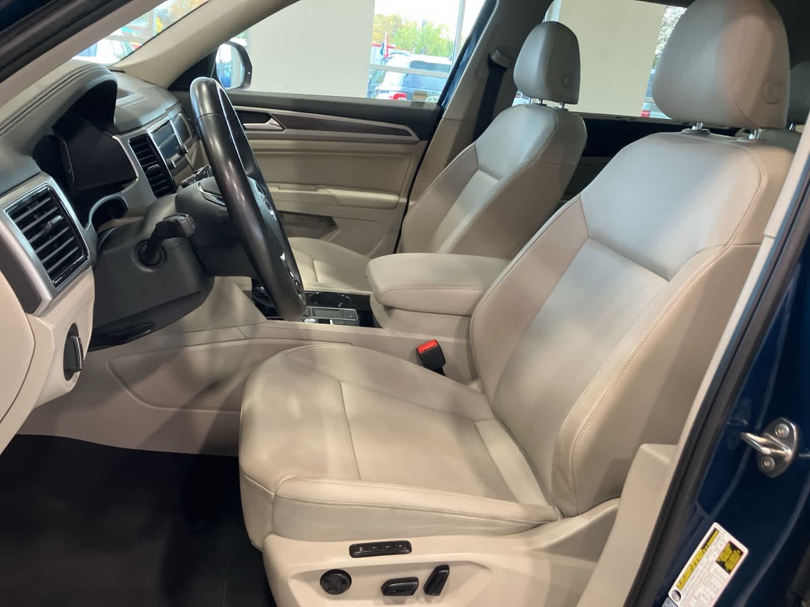 Thumbnail: 2019 Volkswagen Atlas - 12