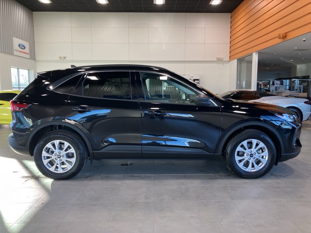 Used 2023 Ford Escape Active SUV