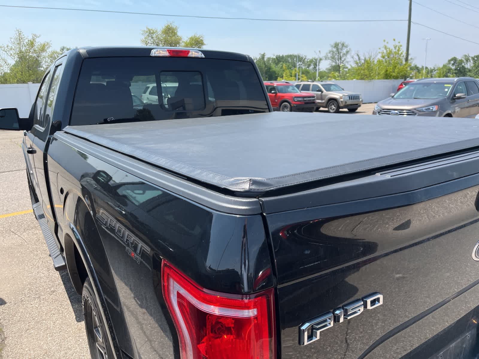 2017 Ford F-150 XLT 11