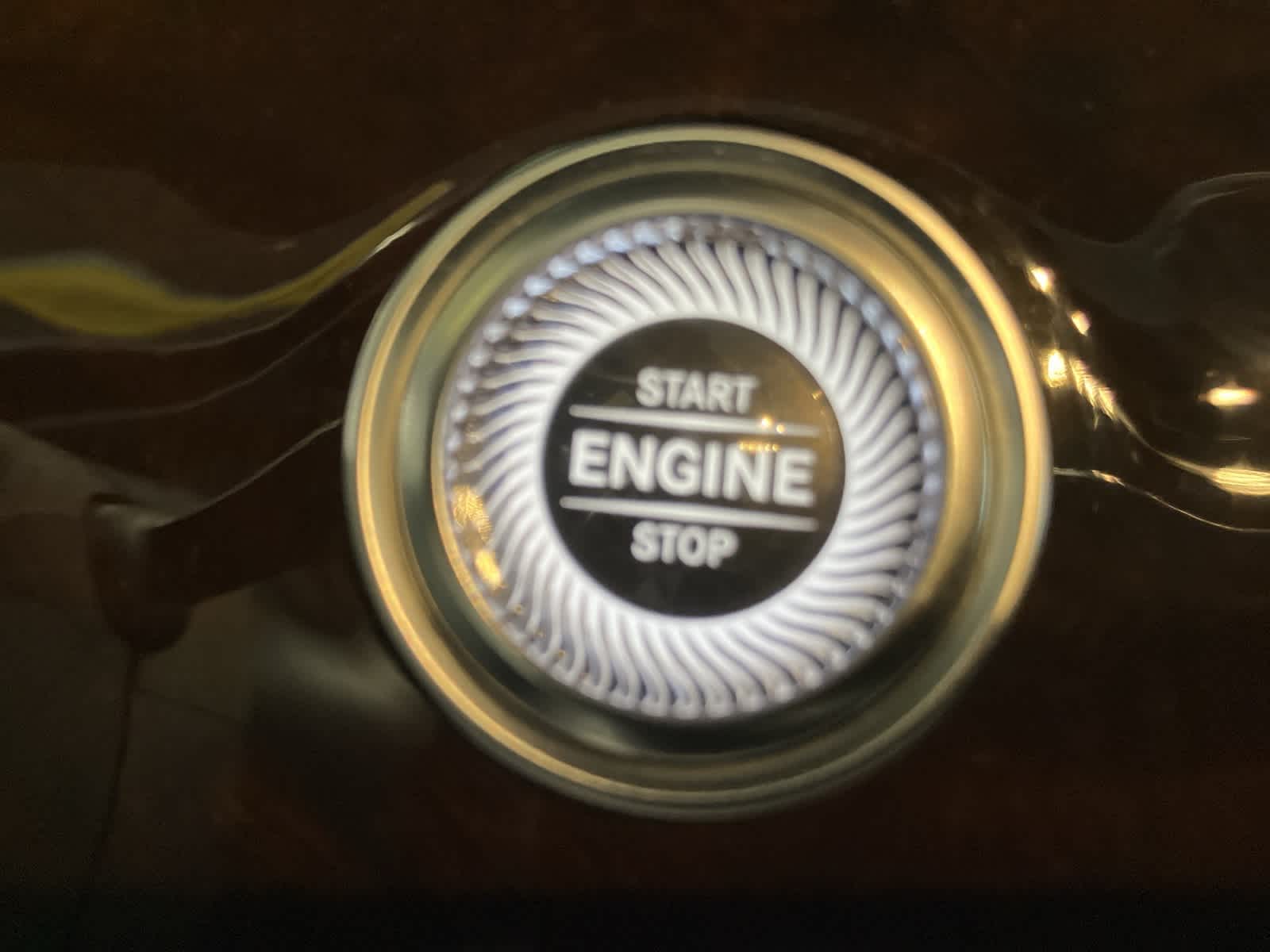 Thumbnail: 2022 Mercedes-Benz E-Class - 25