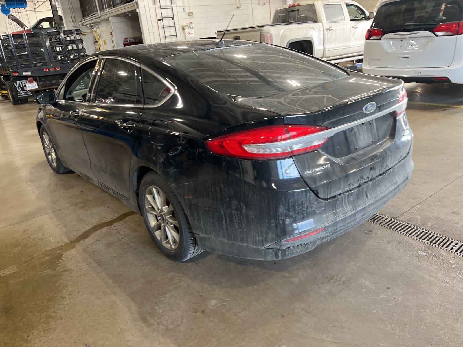 Thumbnail: 2017 Ford Fusion - 8