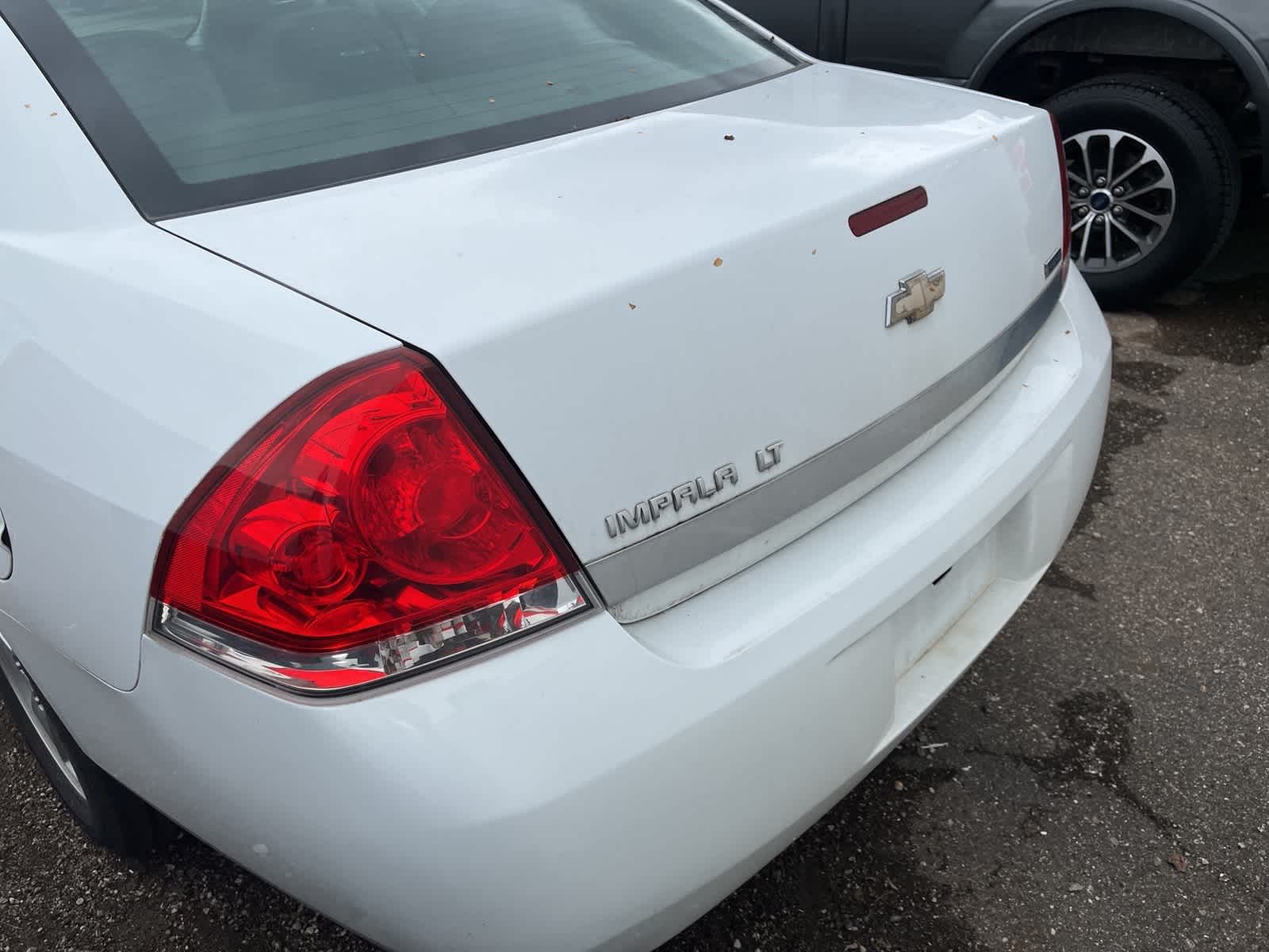 Thumbnail: 2011 Chevrolet Impala - 3