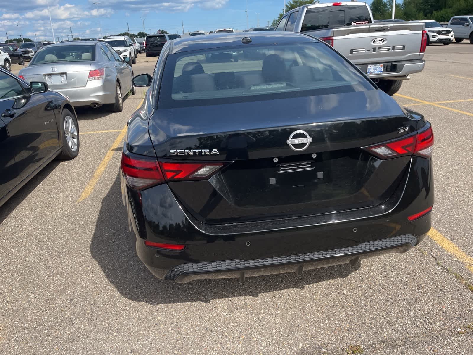 Thumbnail: 2024 Nissan Sentra - 11