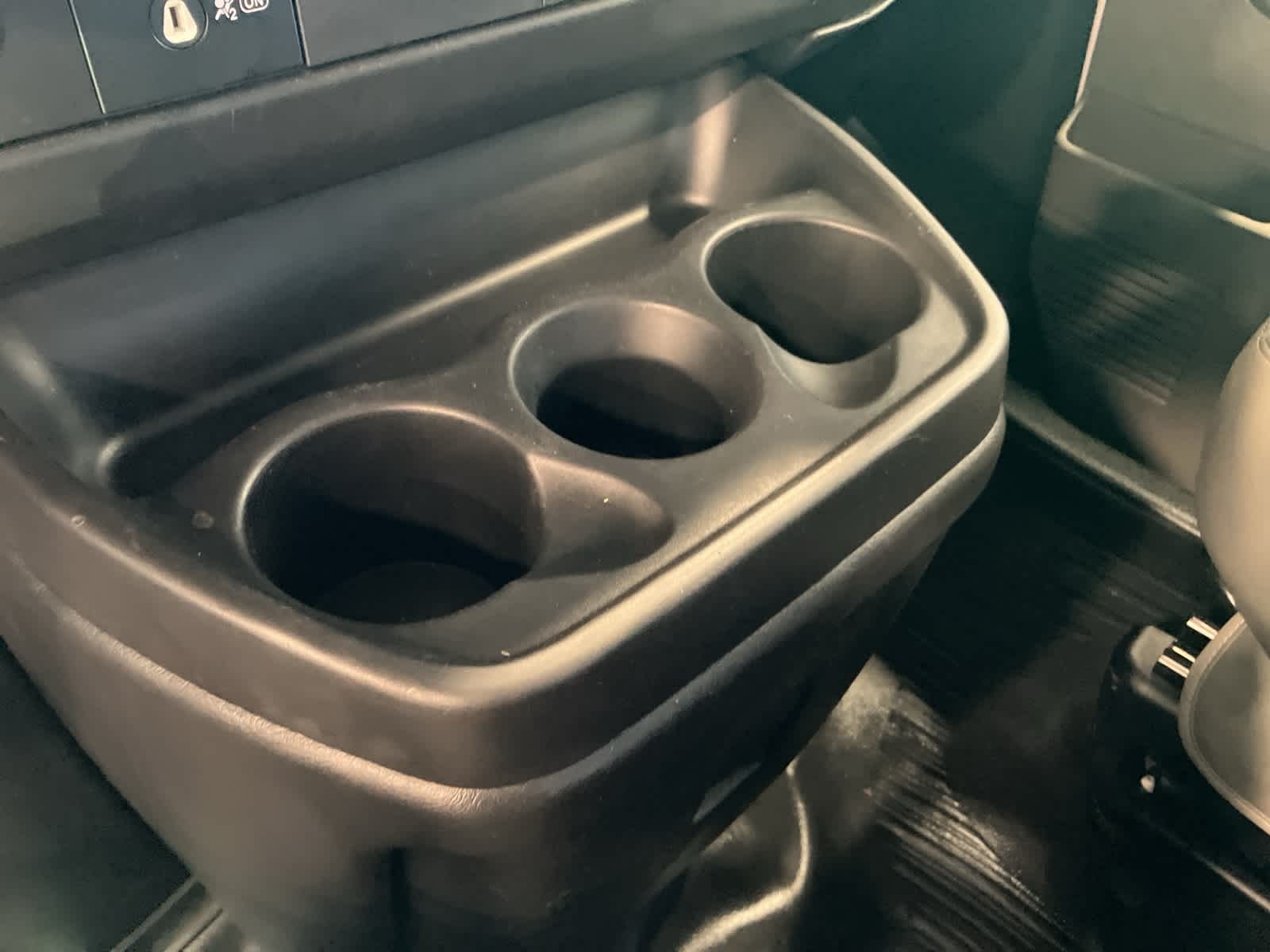 Thumbnail: 2023 GMC Savana - 17