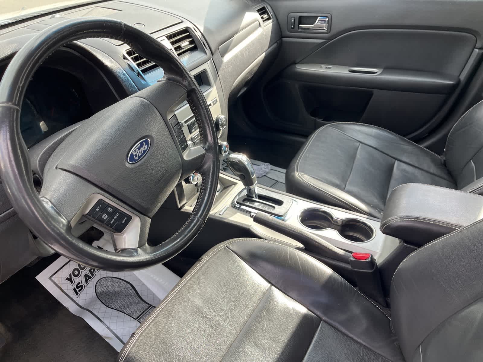 Thumbnail: 2011 Ford Fusion - 27