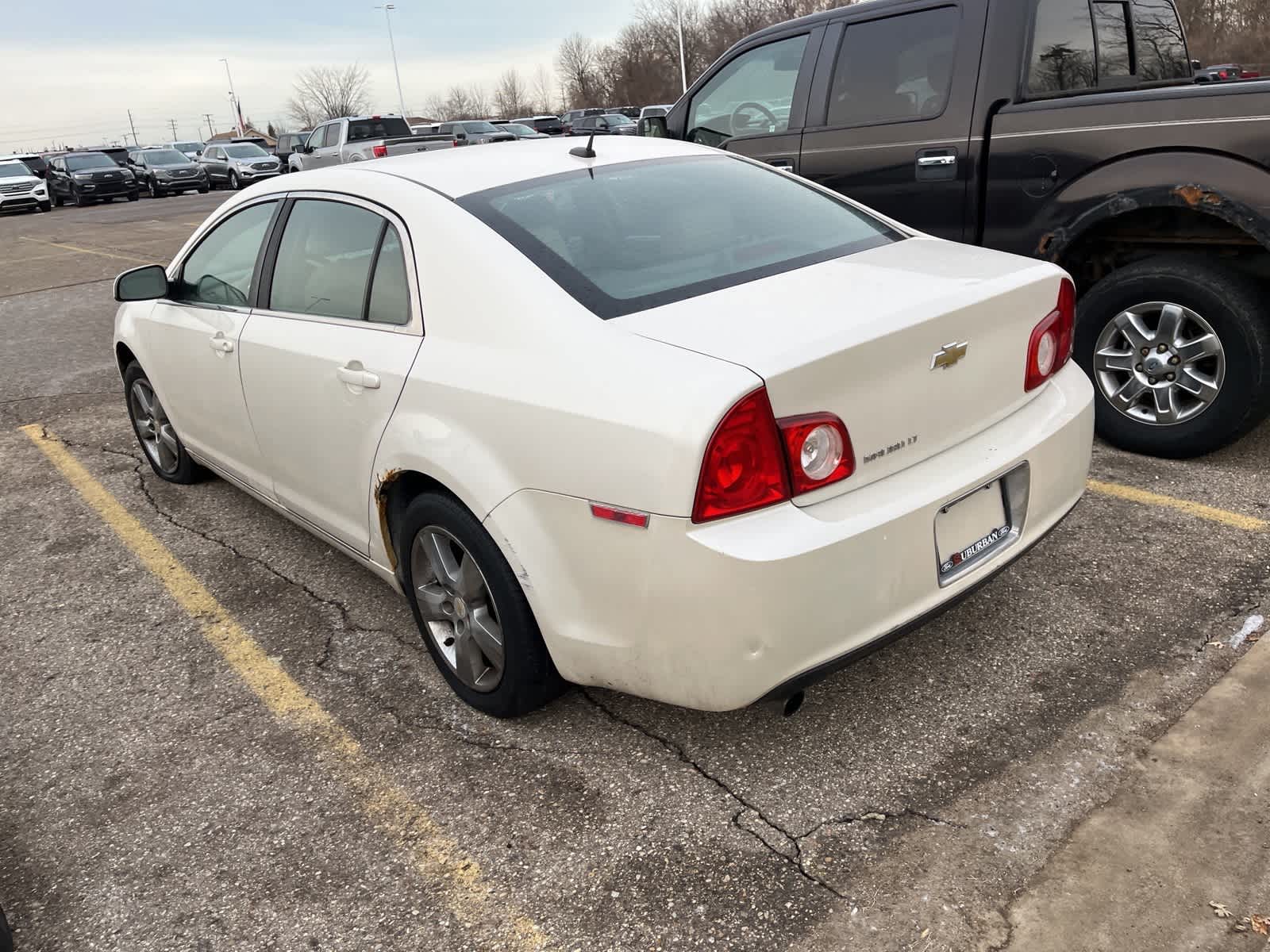 Thumbnail: 2010 Chevrolet Malibu - 8