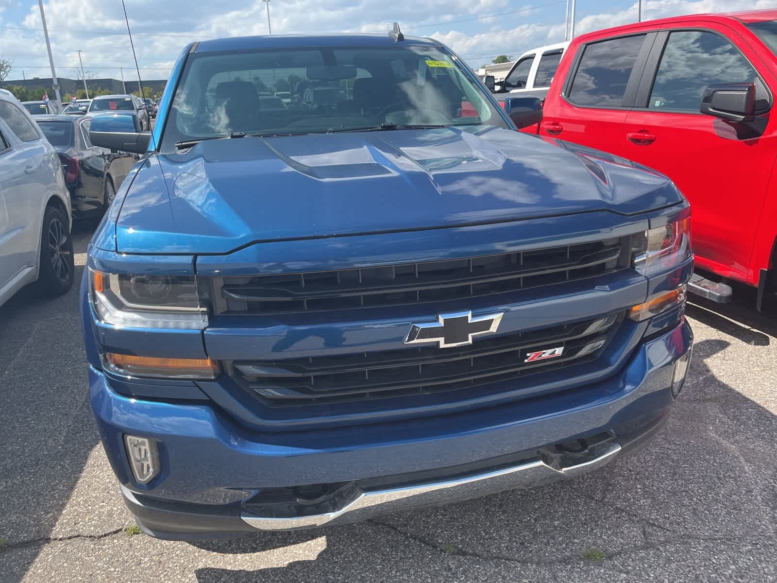 Thumbnail: 2018 Chevrolet Silverado 1500 - 21