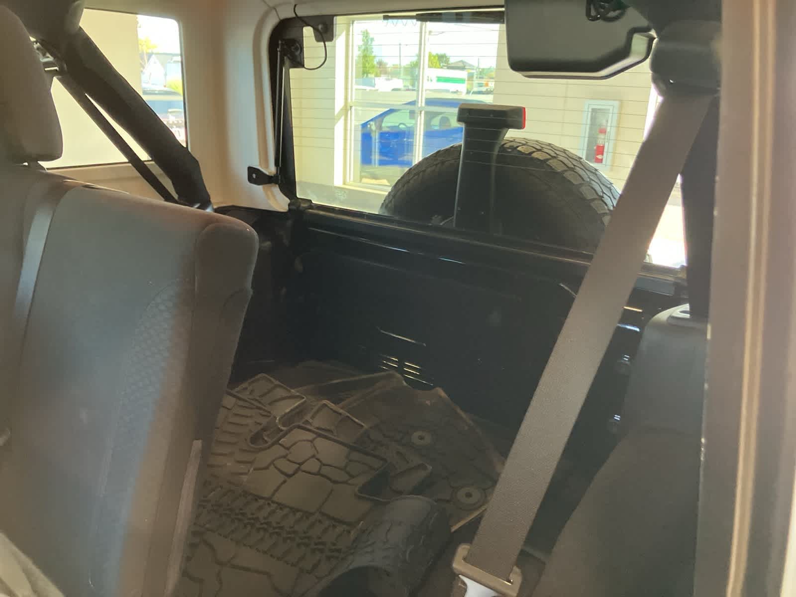 Thumbnail: 2017 Jeep Wrangler - 20