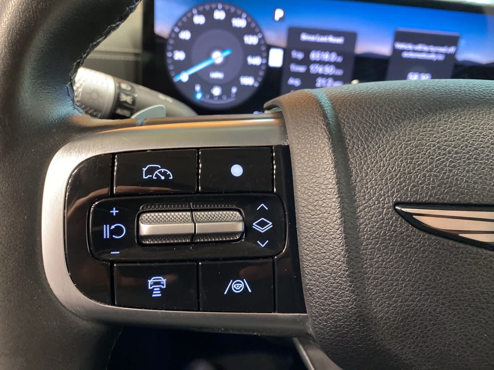 Thumbnail: 2025 Genesis GV80 - 20