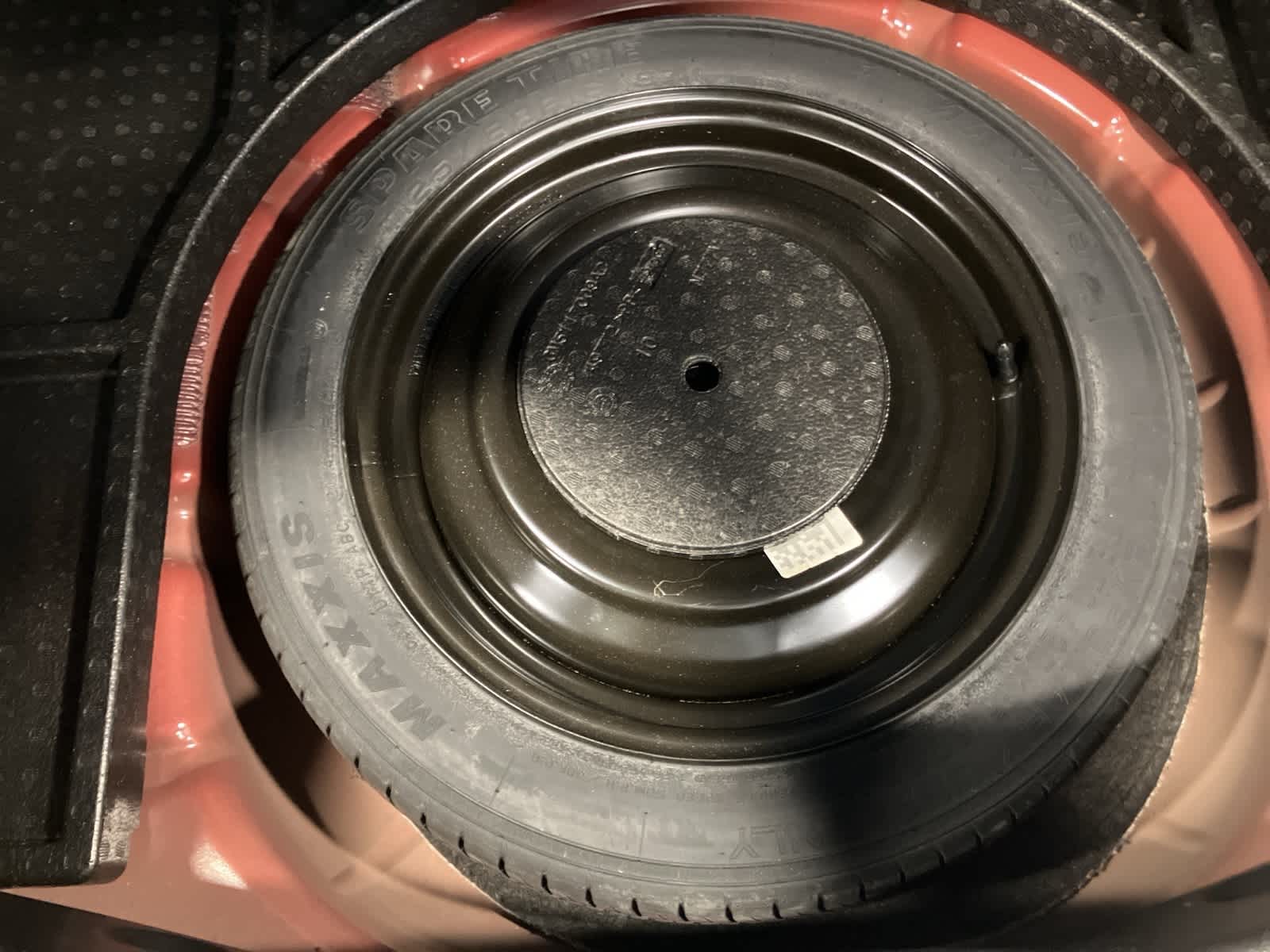 Thumbnail: 2014 Ford Focus - 24