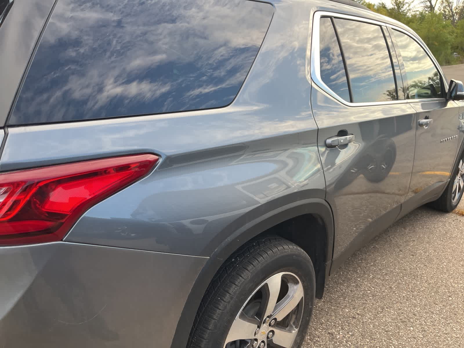 Thumbnail: 2021 Chevrolet Traverse - 13
