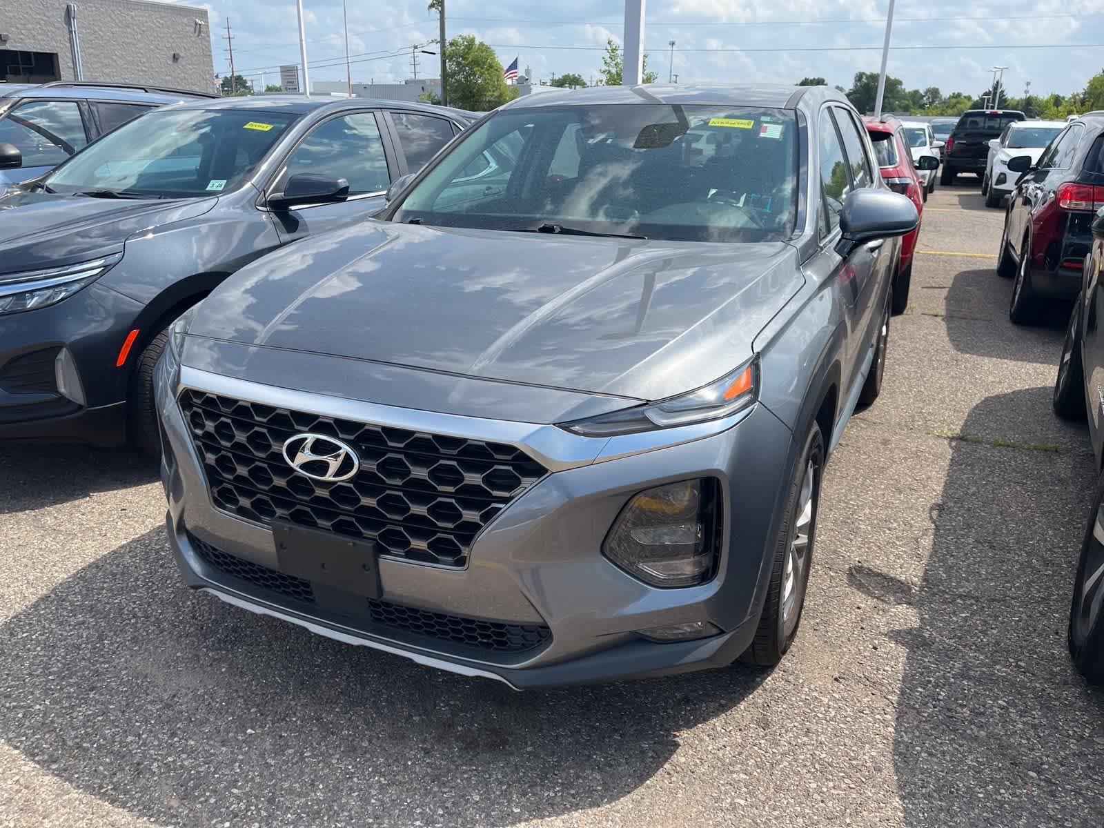 Thumbnail: 2019 Hyundai Santa Fe - 3