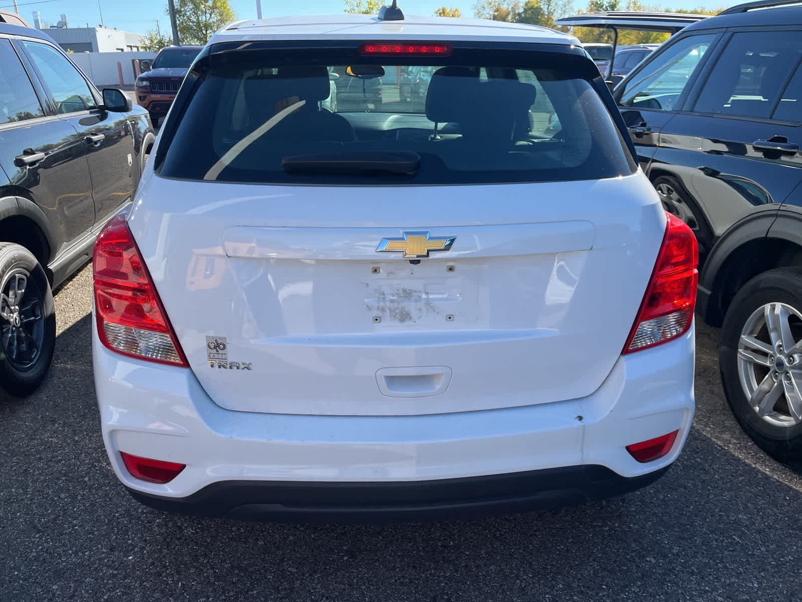 Thumbnail: 2017 Chevrolet Trax - 10