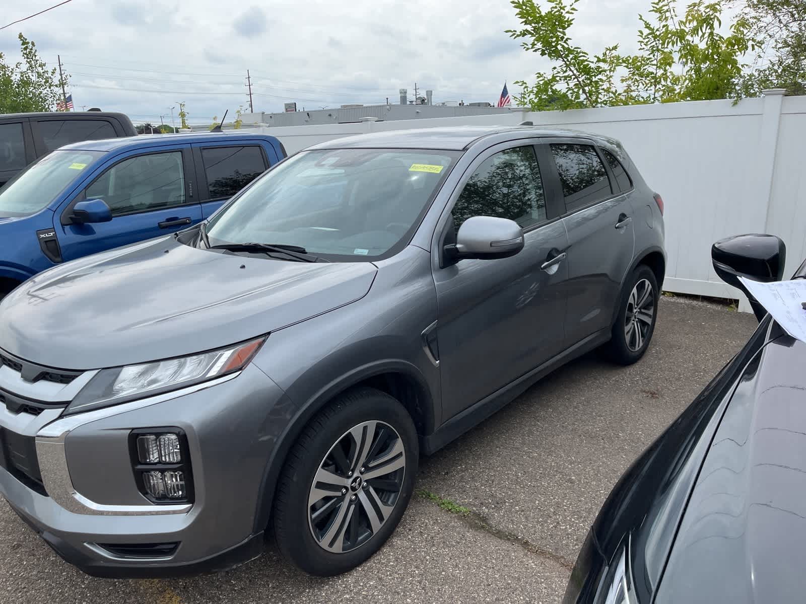 Thumbnail: 2024 Mitsubishi Outlander Sport - 6