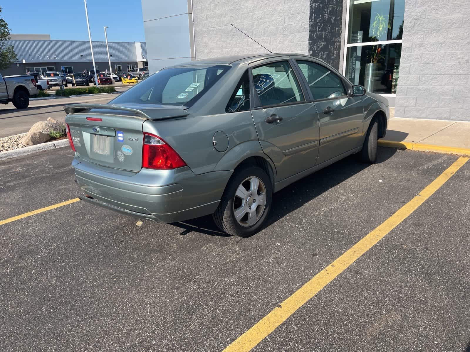 Thumbnail: 2006 Ford Focus - 11