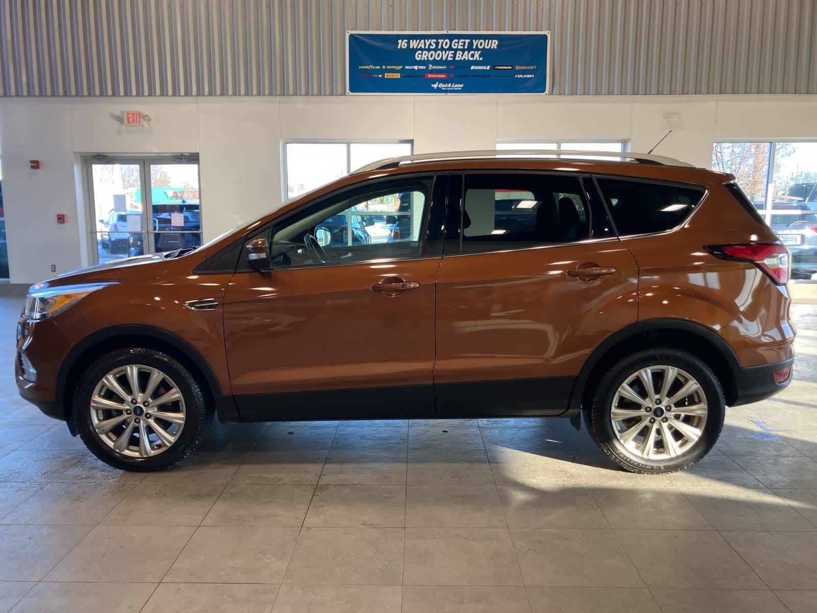 Thumbnail: 2017 Ford Escape - 8