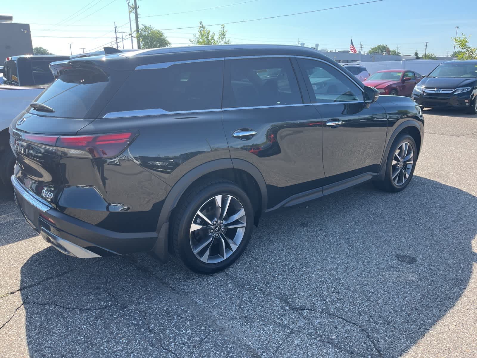 Thumbnail: 2022 INFINITI QX60 - 13