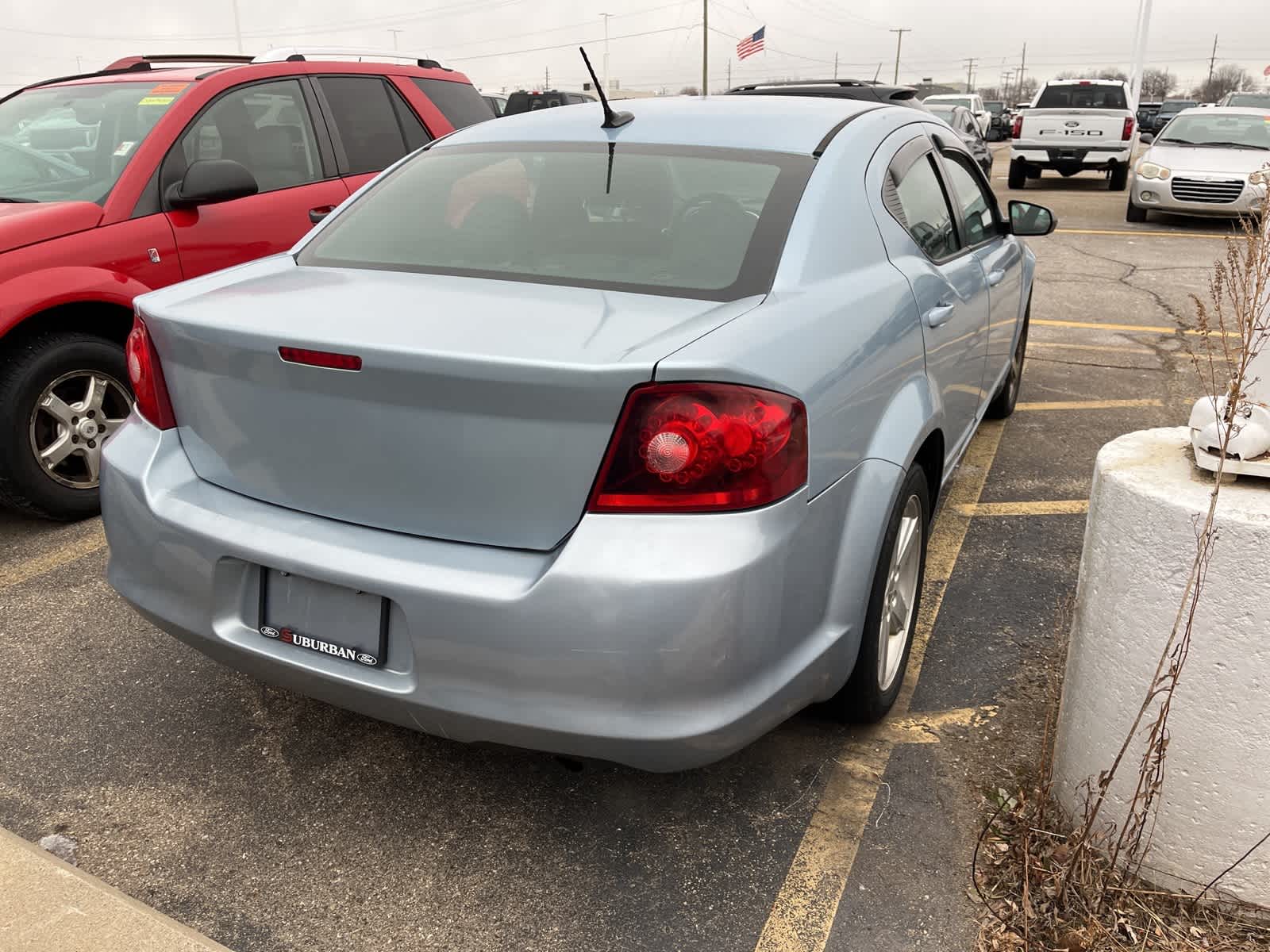 Thumbnail: 2013 Dodge Avenger - 14