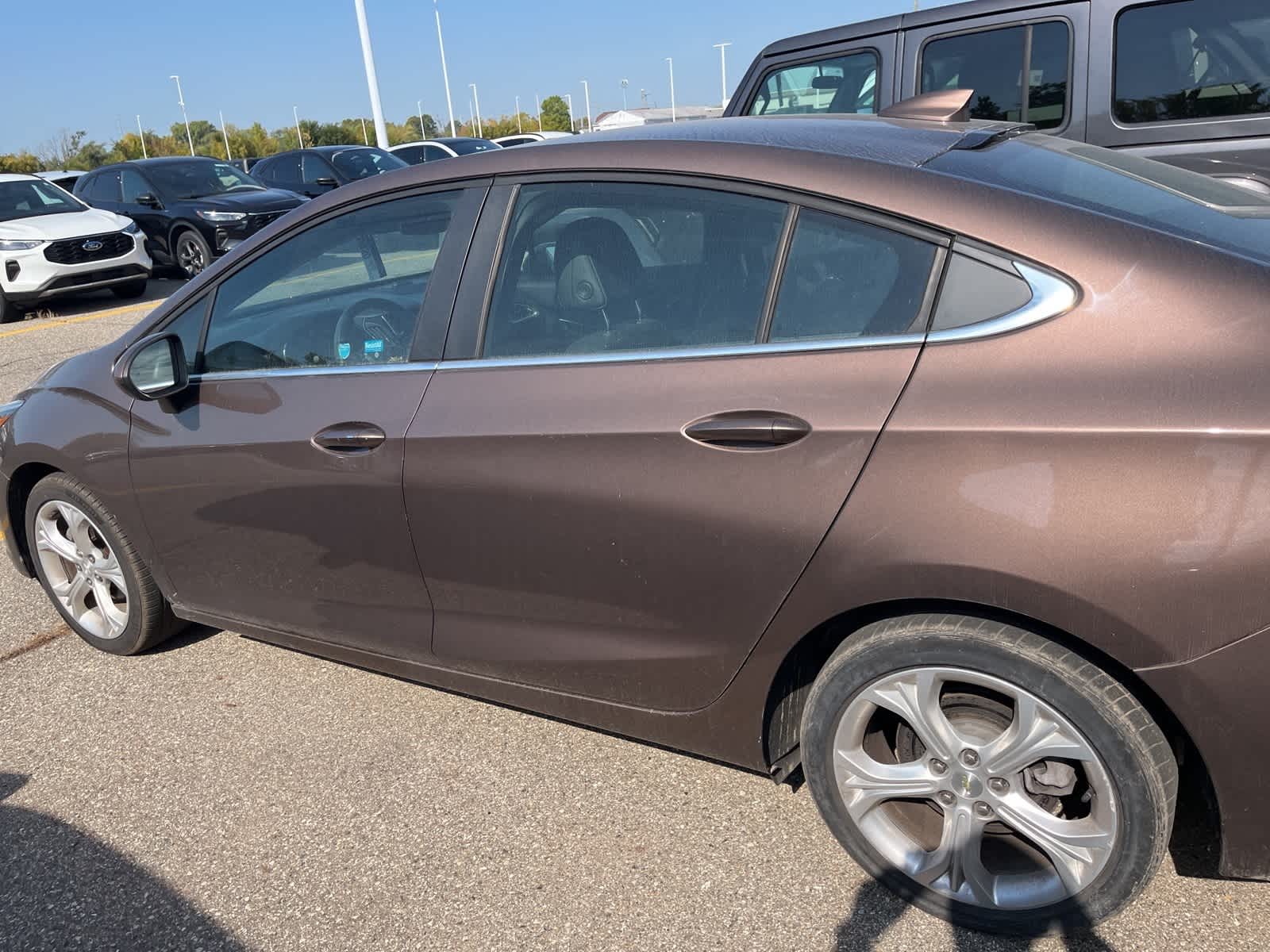 Thumbnail: 2019 Chevrolet Cruze - 9