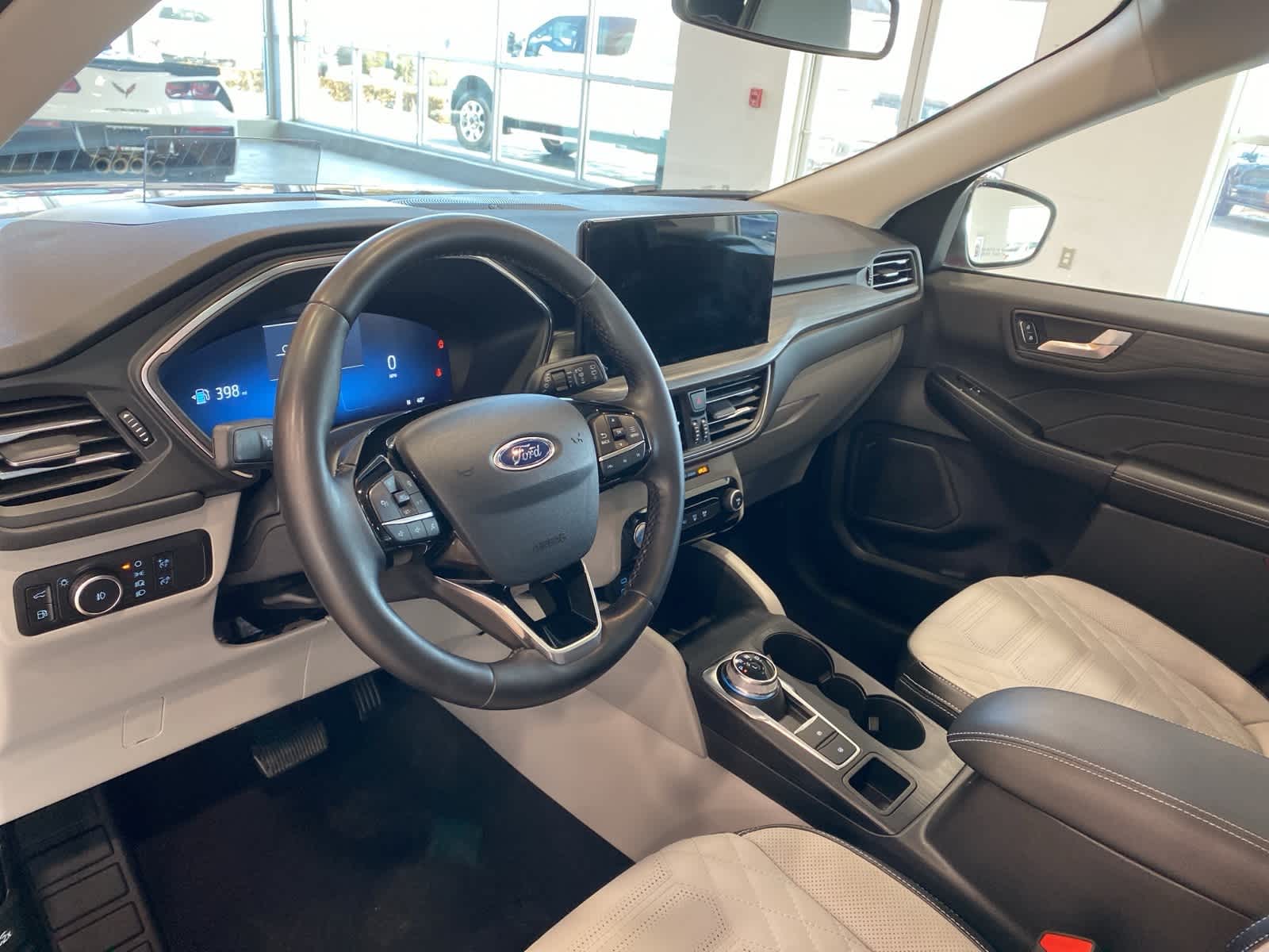 Thumbnail: 2023 Ford Escape - 10