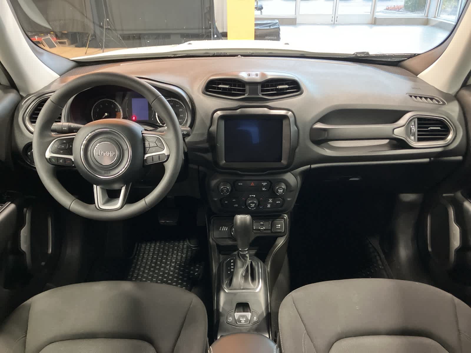 Thumbnail: 2023 Jeep Renegade - 24