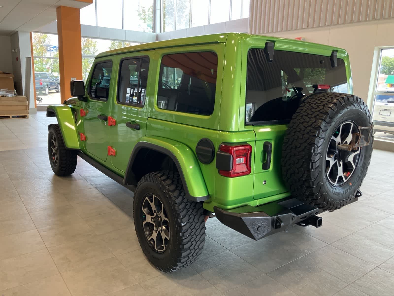 Thumbnail: 2019 Jeep Wrangler - 7