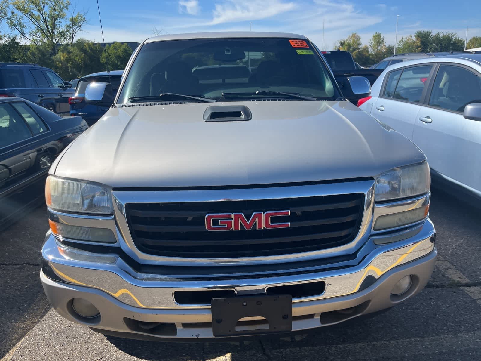 Thumbnail: 2005 GMC Sierra 1500 - 22