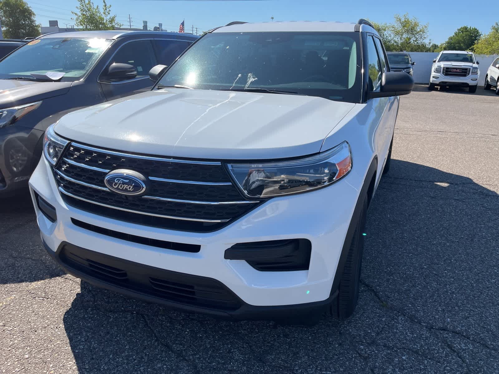 Thumbnail: 2022 Ford Explorer - 3