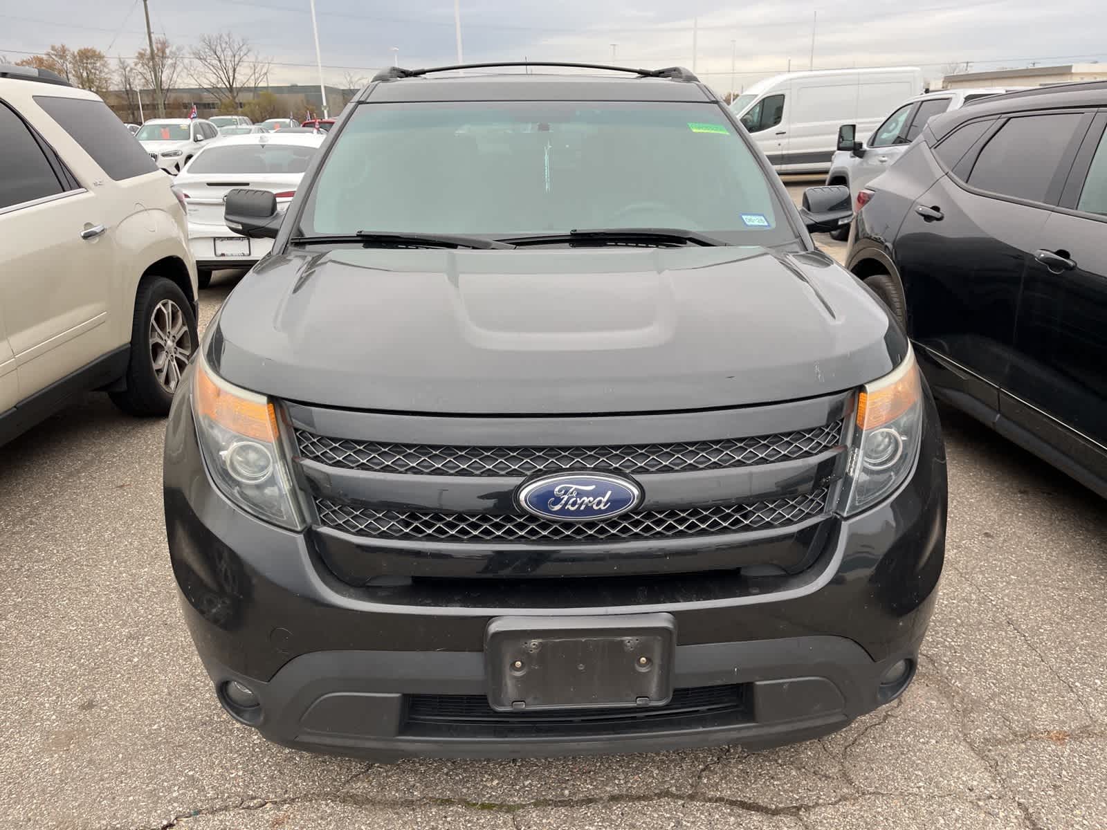 Thumbnail: 2015 Ford Explorer - 22