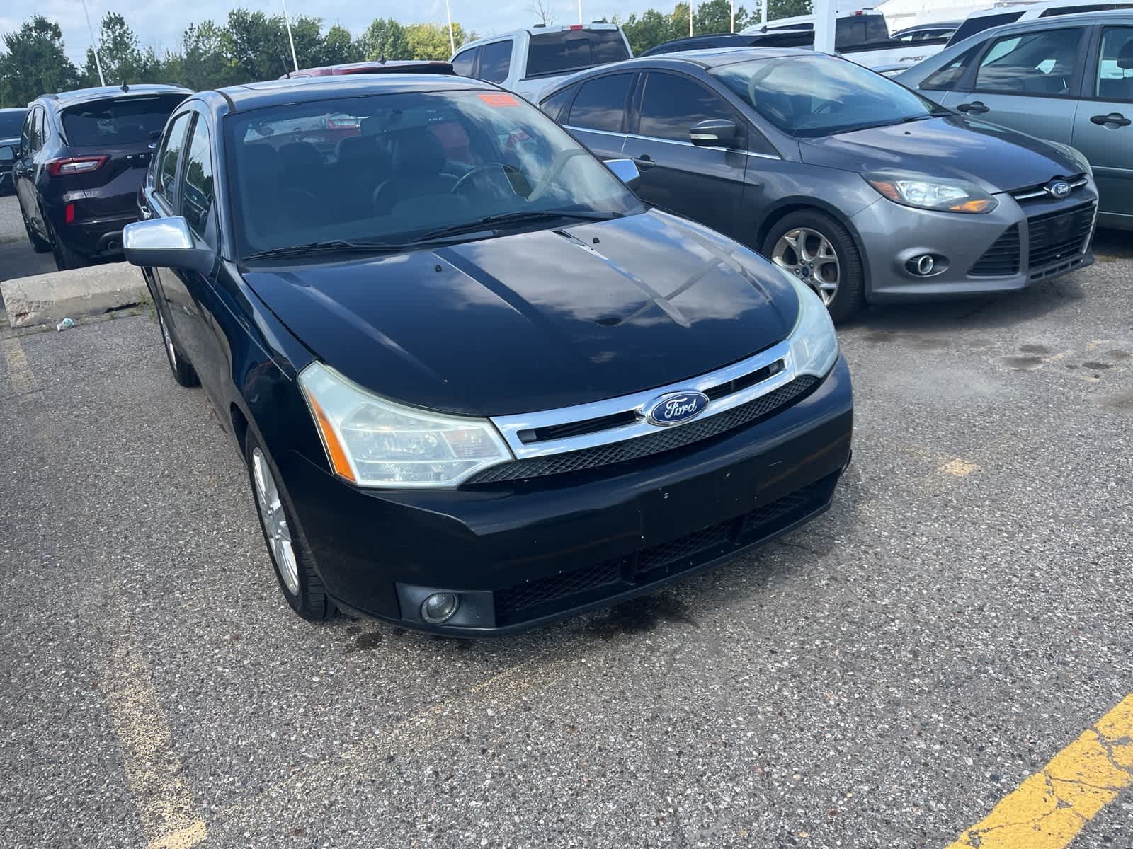 Thumbnail: 2011 Ford Focus - 20