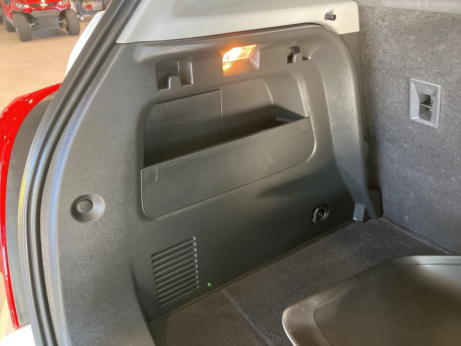 Thumbnail: 2017 Chevrolet Trax - 29