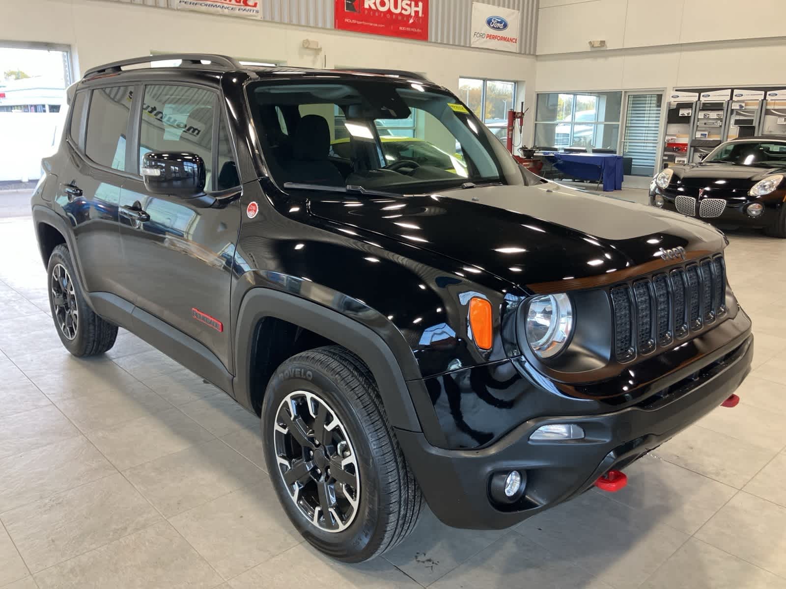 Thumbnail: 2023 Jeep Renegade - 3