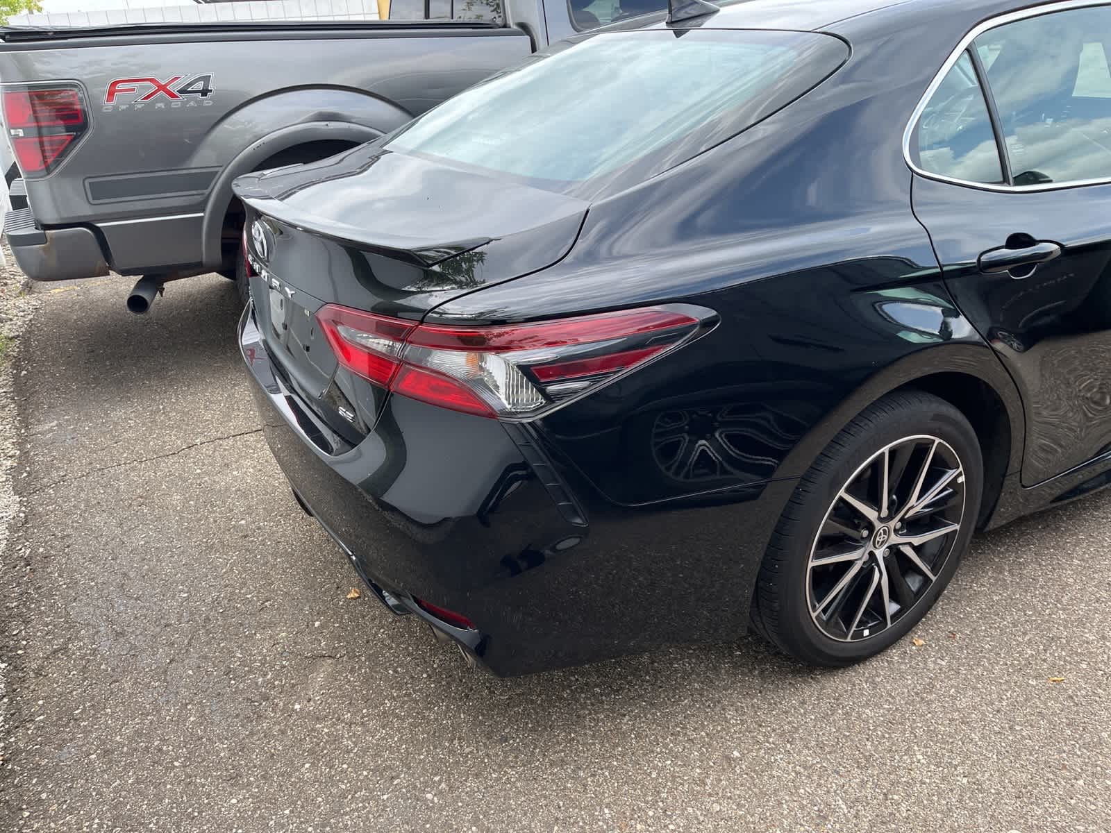 Thumbnail: 2023 Toyota Camry - 11