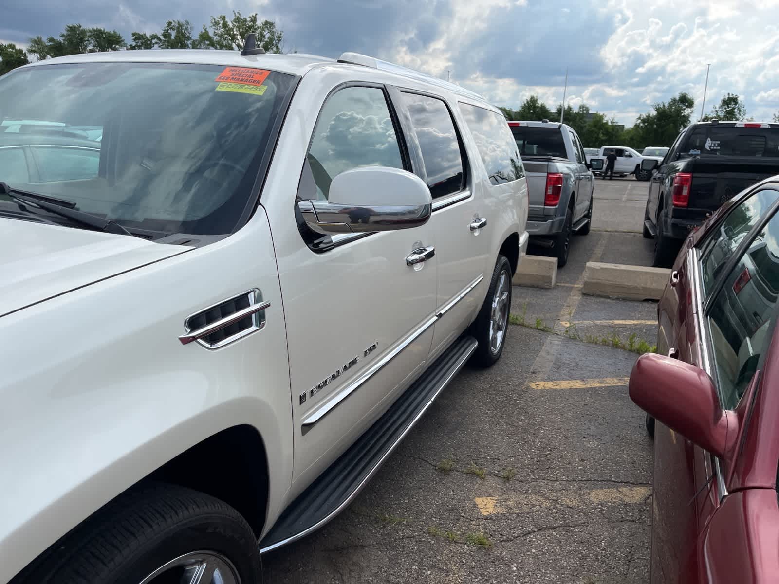 Thumbnail: 2008 Cadillac Escalade - 5