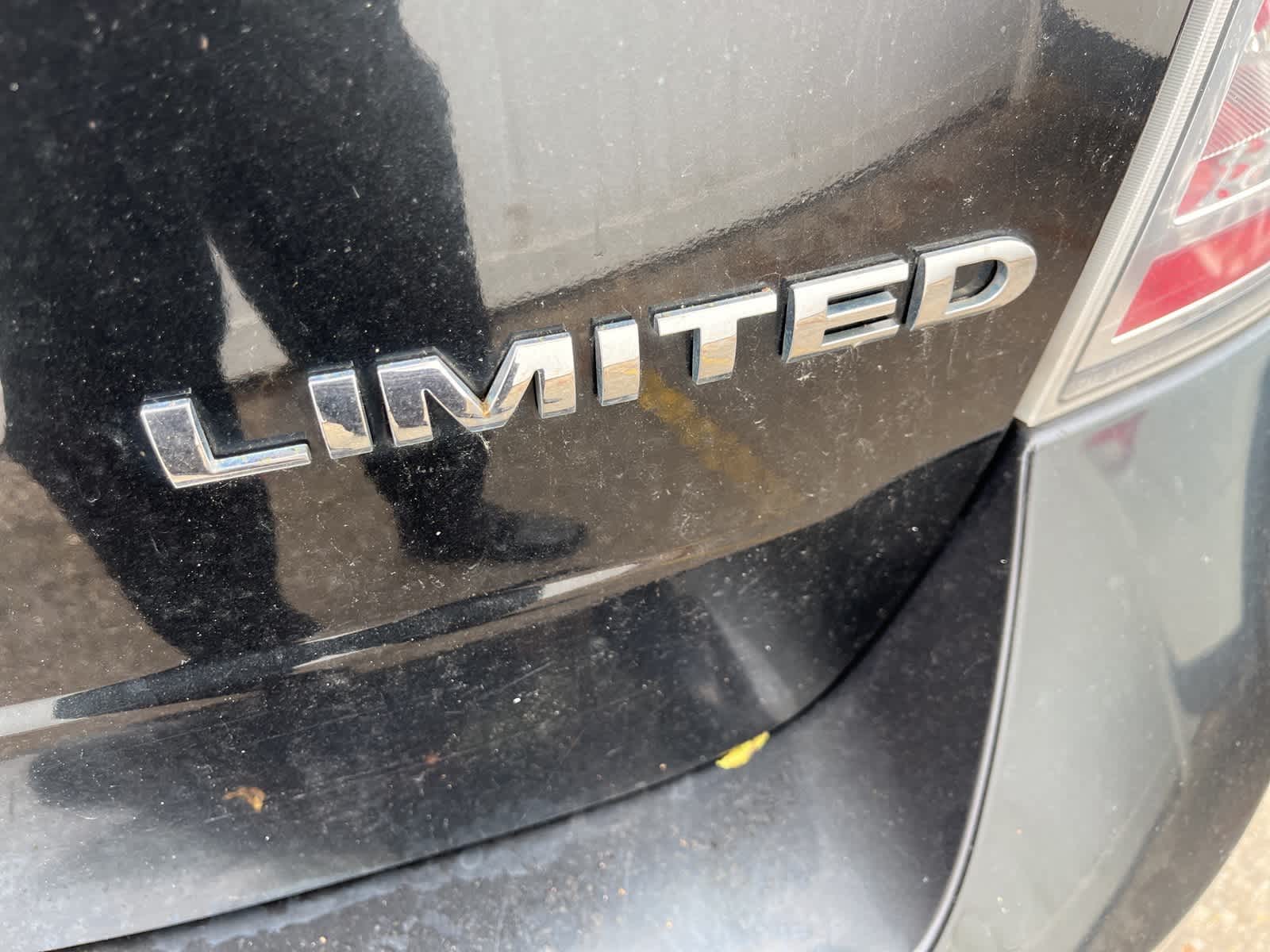 Thumbnail: 2010 Ford Edge - 12