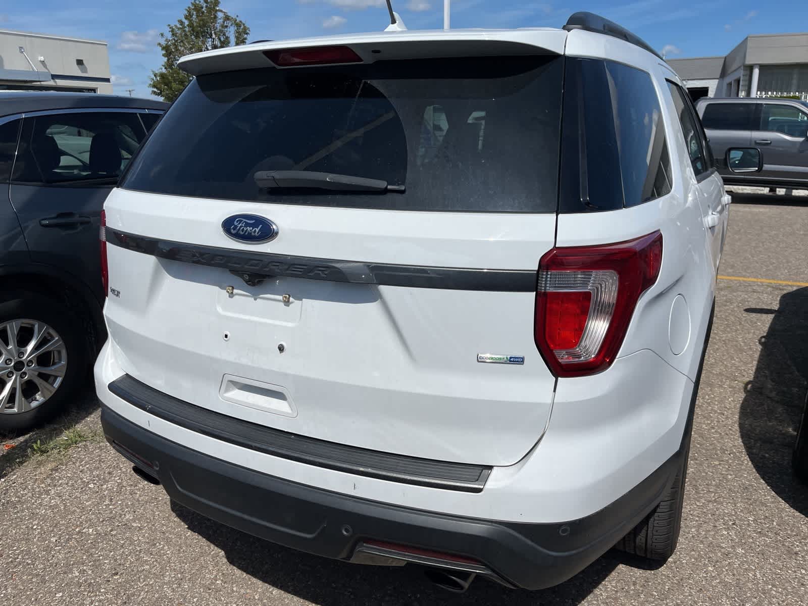 Thumbnail: 2018 Ford Explorer - 12