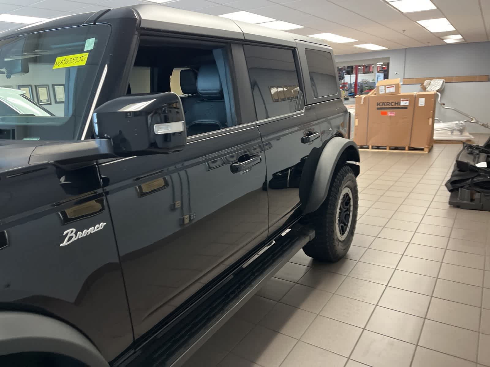 2022 Ford Bronco Outer Banks 4