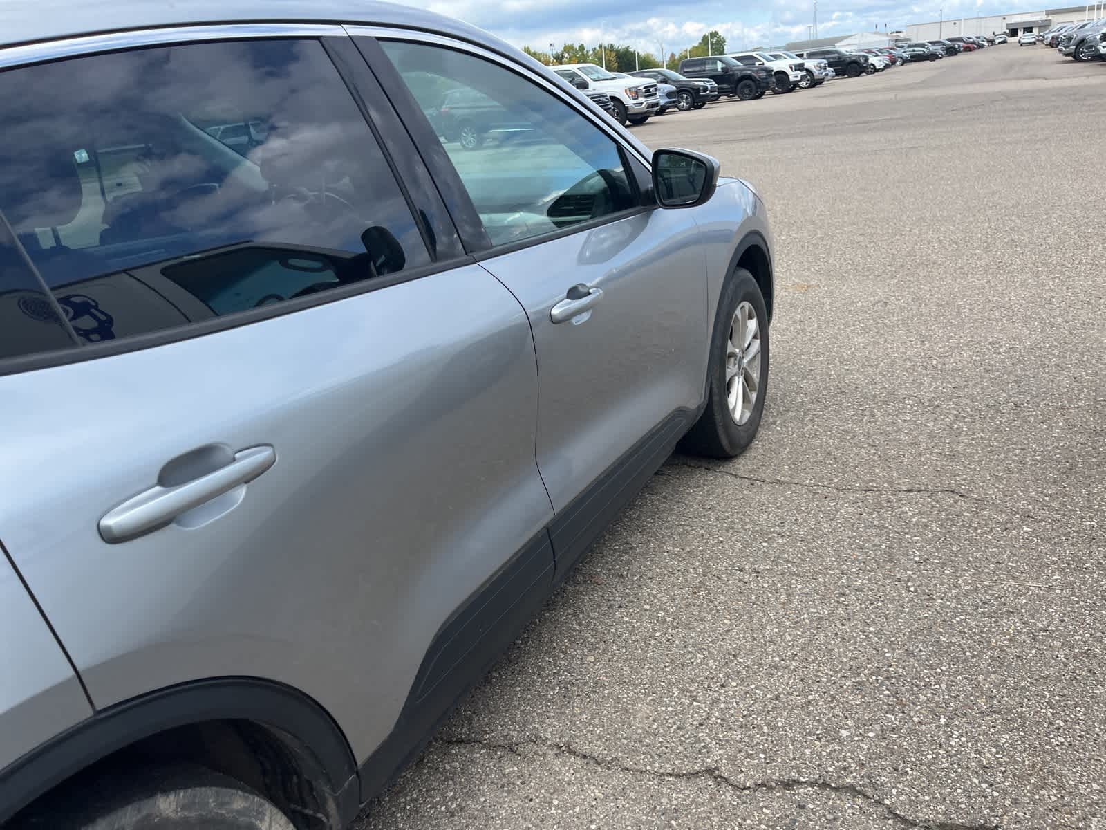 Thumbnail: 2021 Ford Escape - 14